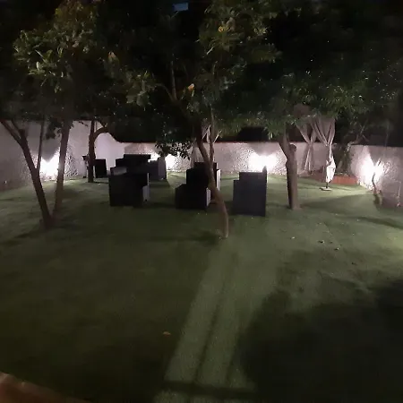 Dietro La Luna Torre del Greco