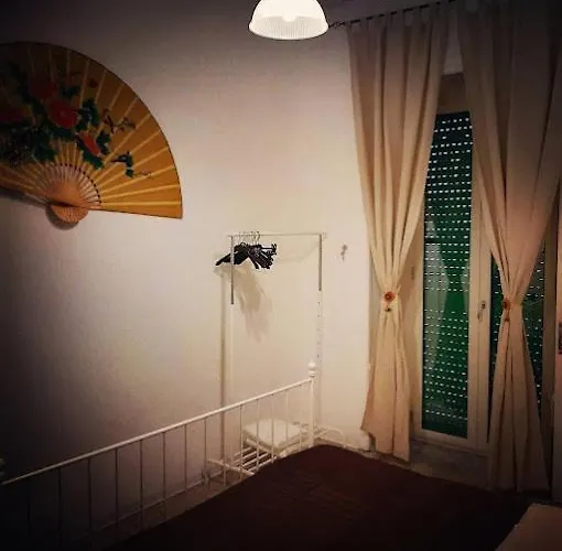 Dietro La Luna Bed & Breakfast Torre del Greco