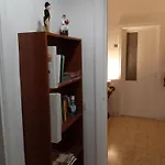 Dietro La Luna Bed & Breakfast