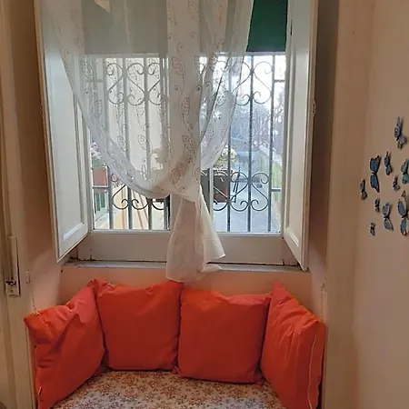 Dietro La Luna Bed & Breakfast